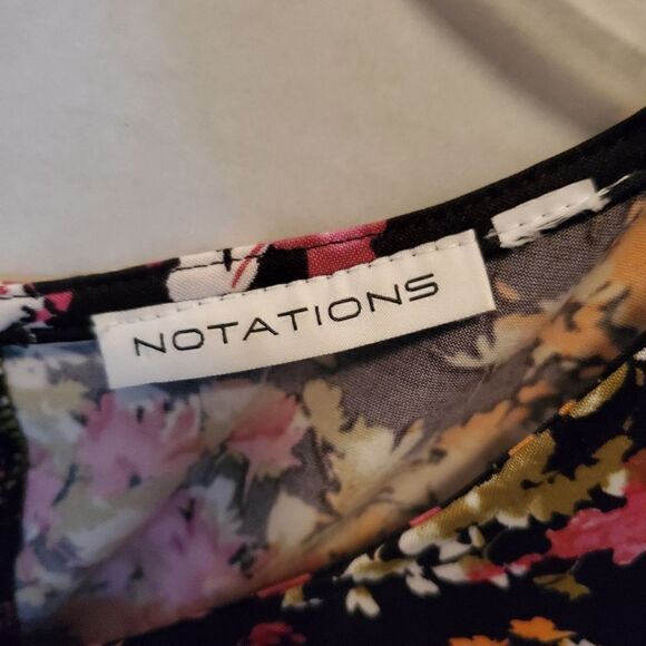 Beautiful ladies shell size large - Picture 2 of 9